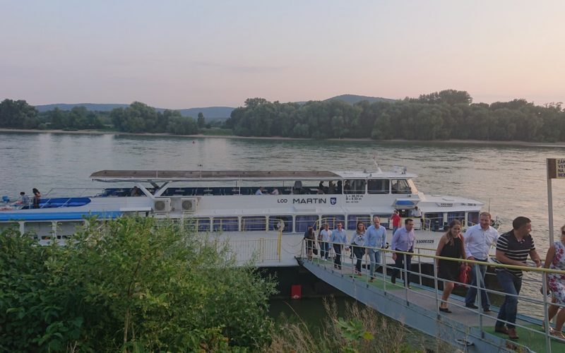 Sightseeing cruise Bratislava – Čilistov and back