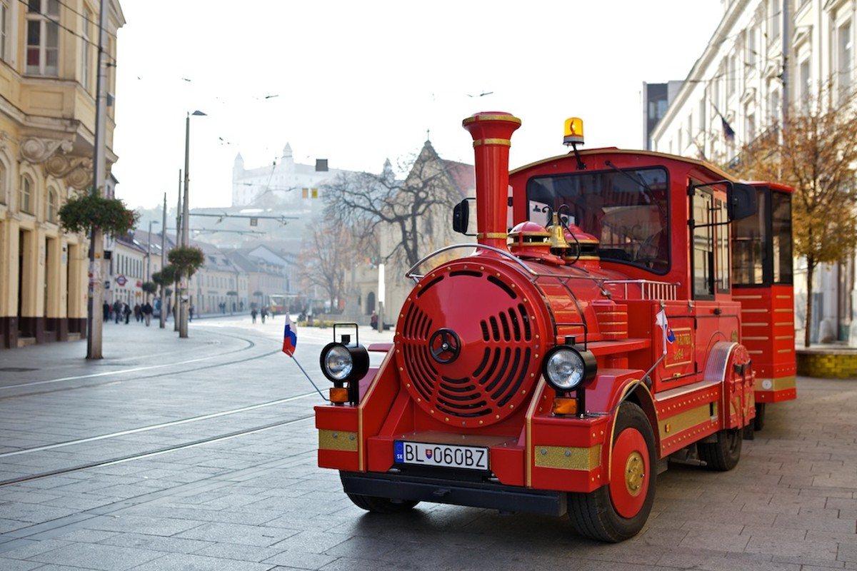 blue danube tours bratislava